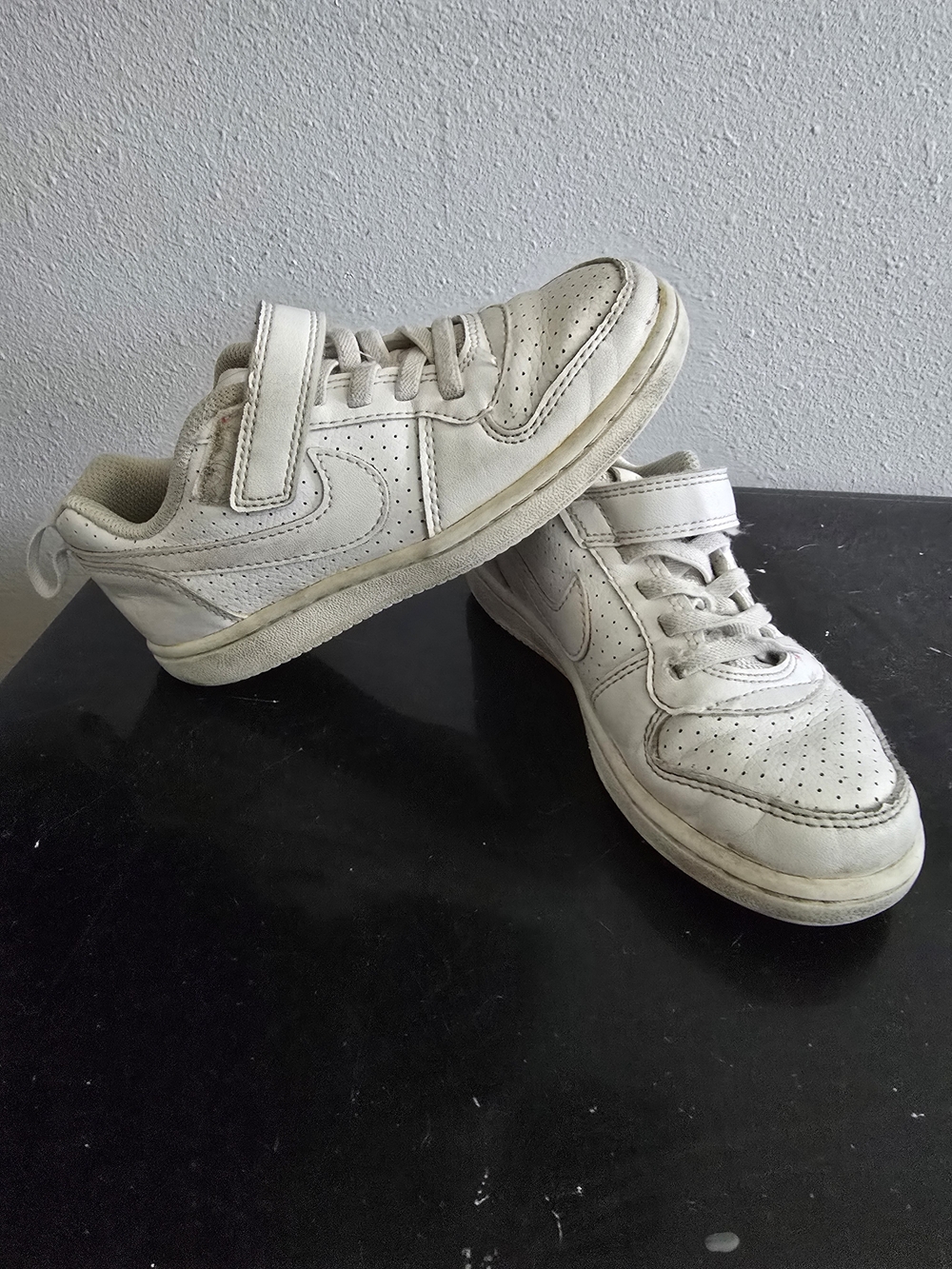 Nike Court Borough Low Kids White Sneakers Size 12C